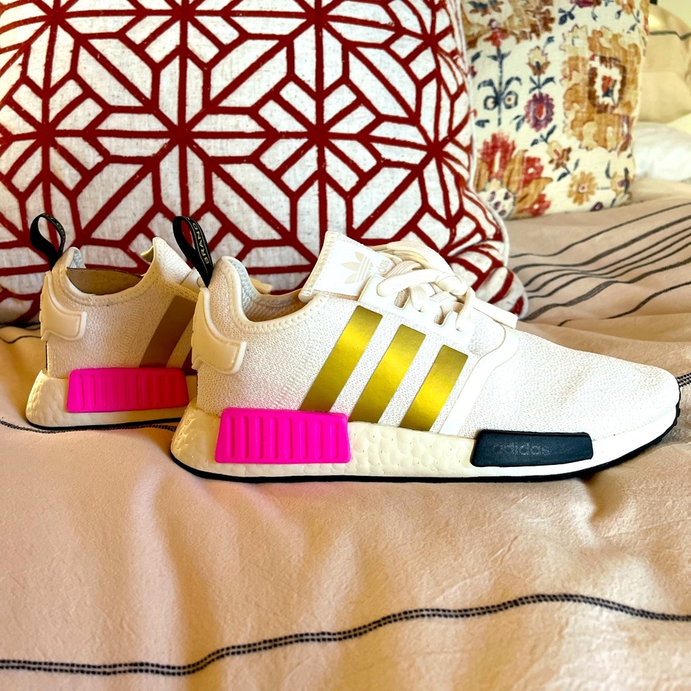 Adidas NMD-R1 sneakers